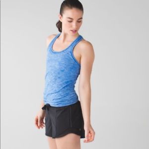 Lululemon - Classic Hotty Hot Short *Long 4”
Black